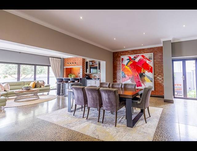 4 BEDROOM HOUSE FOR SALE IN COPPERLEAF ESTATE